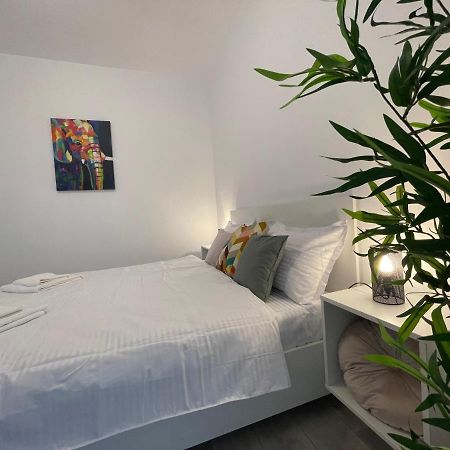 Luxury Apartment Iasi Bagian luar foto