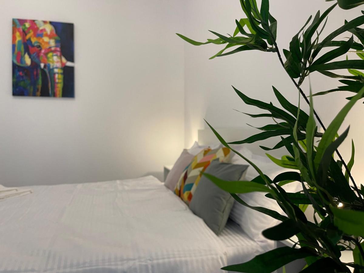 Luxury Apartment Iasi Bagian luar foto