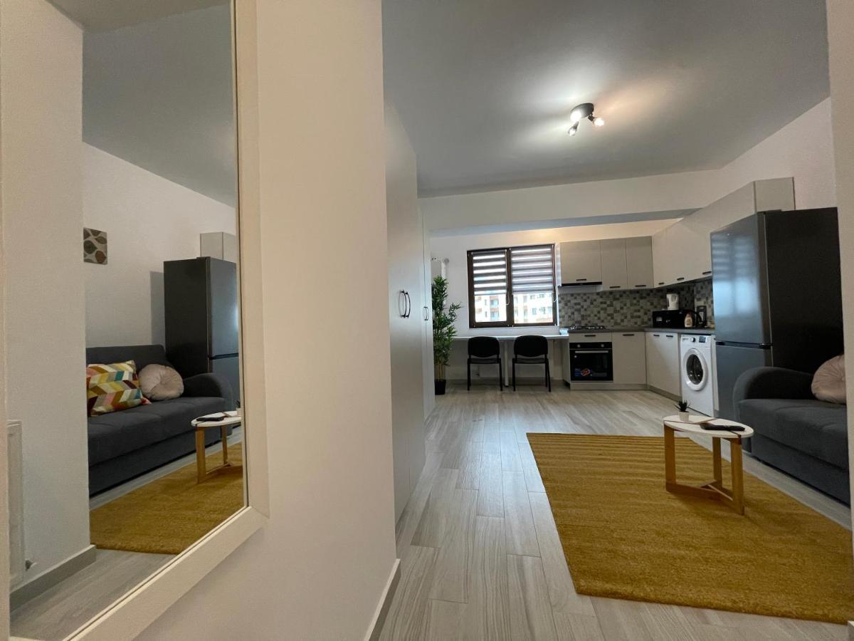 Luxury Apartment Iasi Bagian luar foto